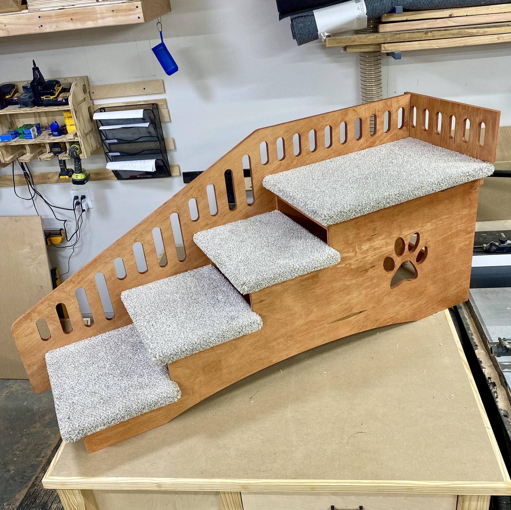 DEEP 26 Inch with Platform Pet Steps for Large Dogs Modern Pet Furniture Helps with arthritis joint pains hip dysplasia